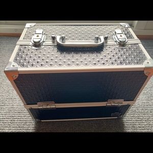 Caboodles cosmetic case